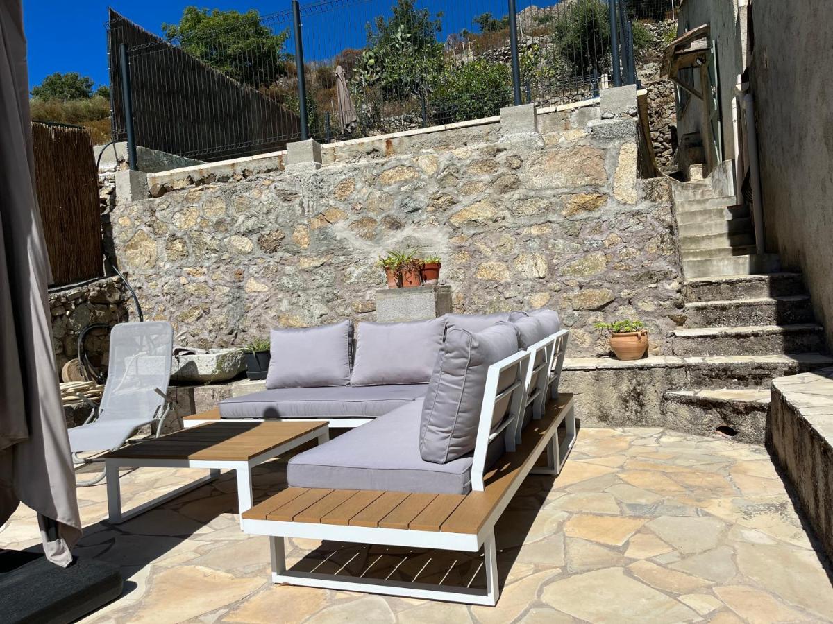 Villa Casa Orsini à Nessa Extérieur photo